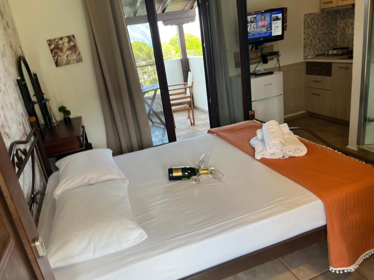 Apartment & Studios Haido Vourvourou Ngoại thất bức ảnh